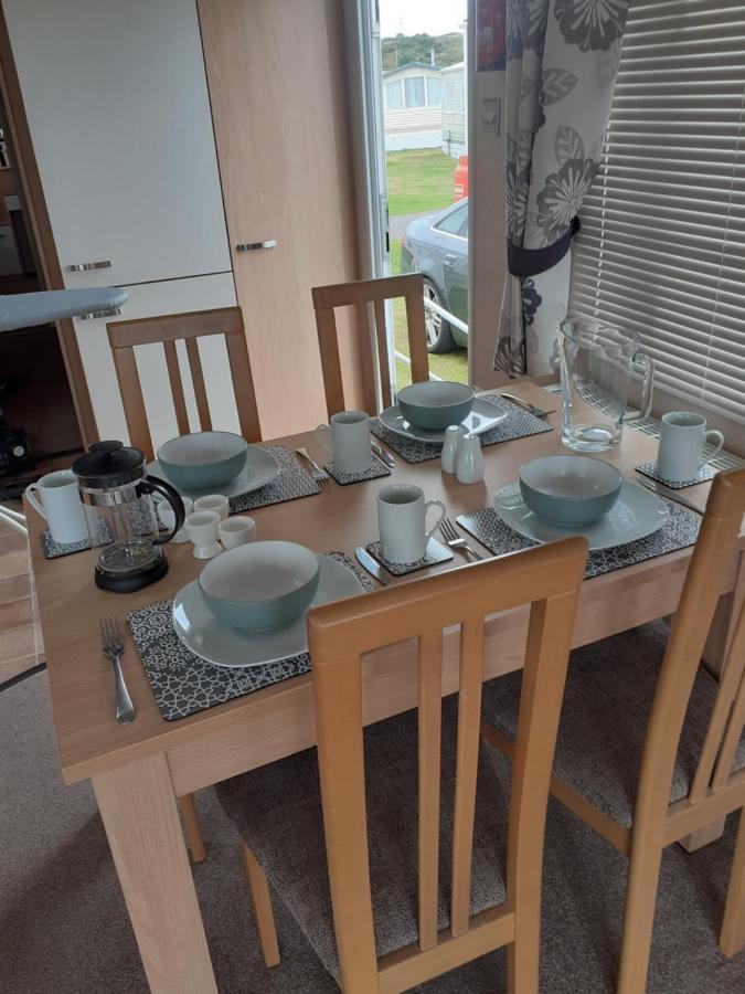Rick'S Retreat Static Caravan Near The Beach With Free Wifi Lossiemouth Ngoại thất bức ảnh